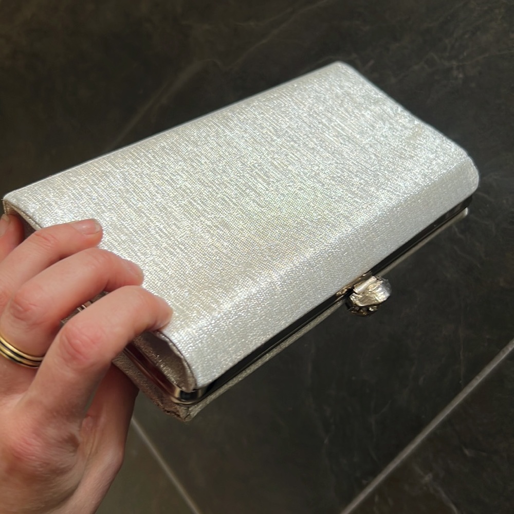 Metallic silver evening bag - Picture 4 of 9